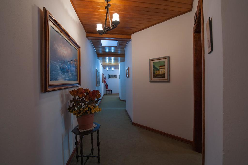 Hotel Vila Regina Campos do Jordão Eksteriør billede